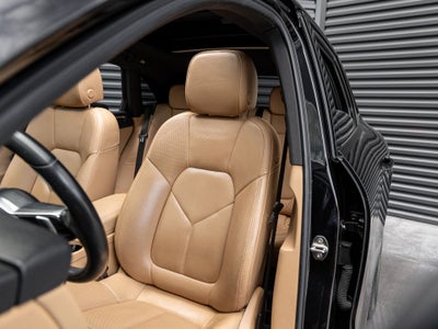 2018 Porsche Macan Macan