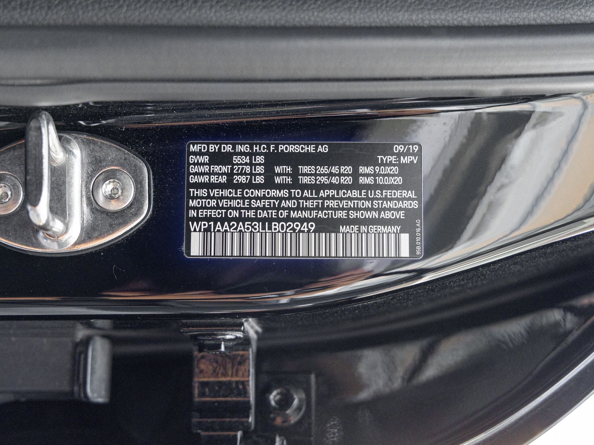 2020 Porsche Macan Macan