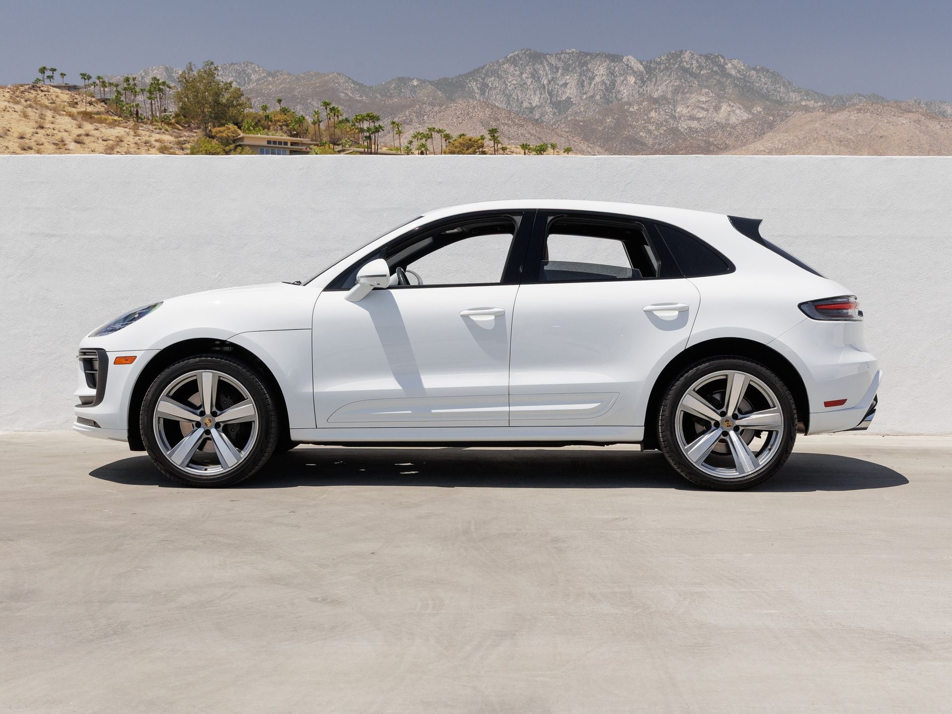 2023 Porsche Macan Macan (MY23)