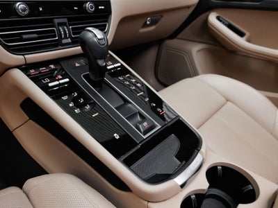 2023 Porsche Macan Macan (MY23)