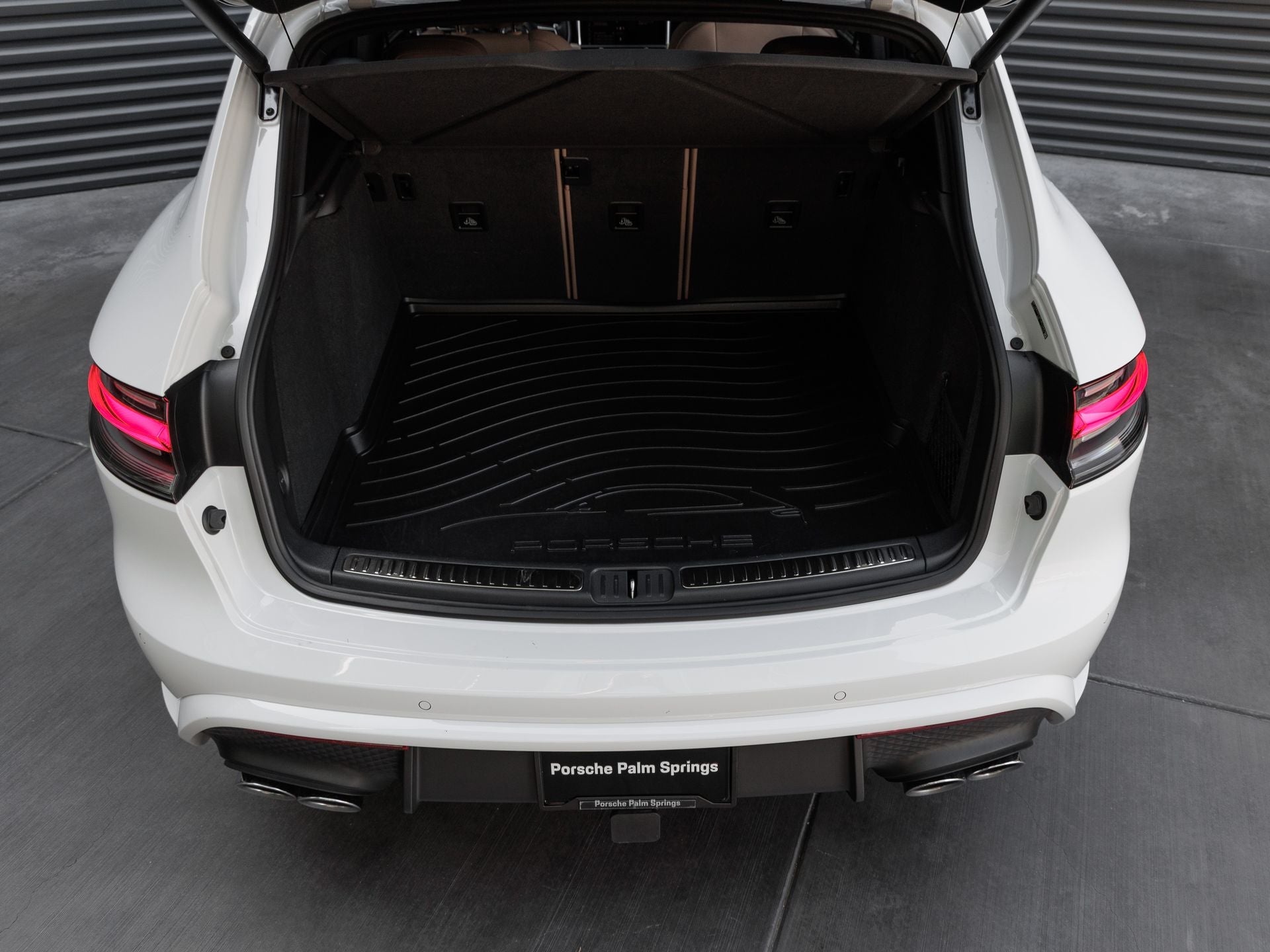 2023 Porsche Macan Macan (MY23)