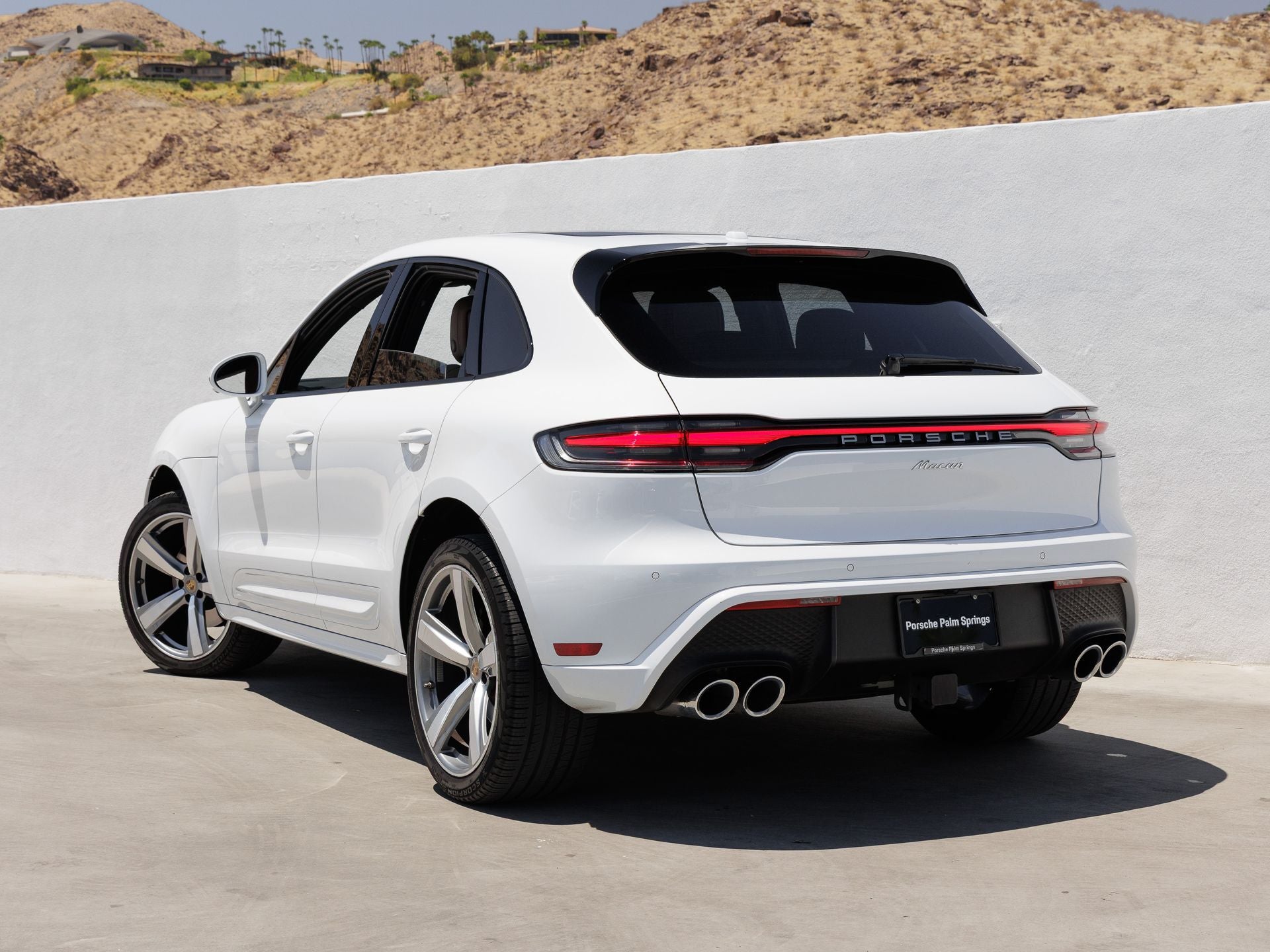 2023 Porsche Macan Macan (MY23)