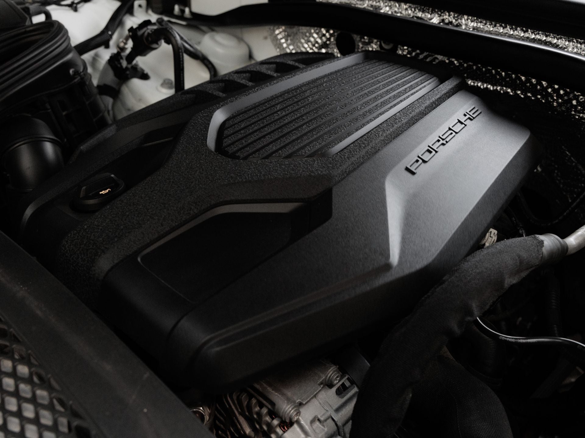 2023 Porsche Macan Macan (MY23)