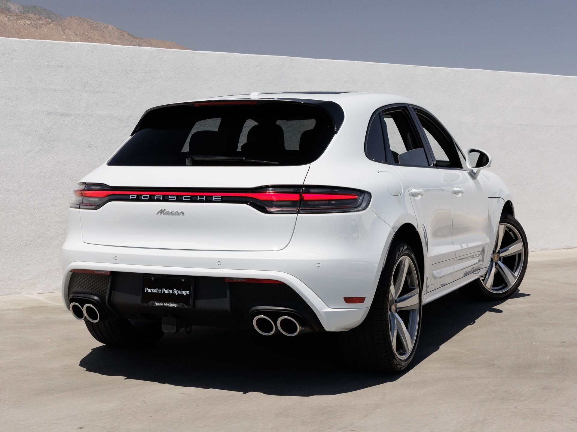 2023 Porsche Macan Macan (MY23)