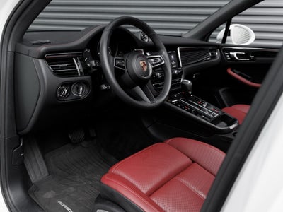 2025 Porsche Macan Macan