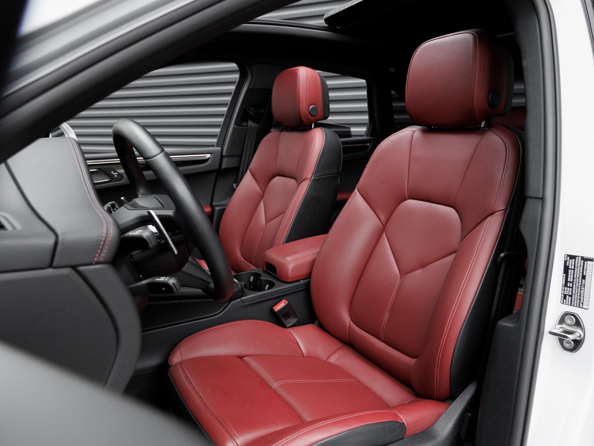 2025 Porsche Macan Macan