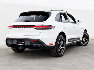 2025 Porsche Macan Macan