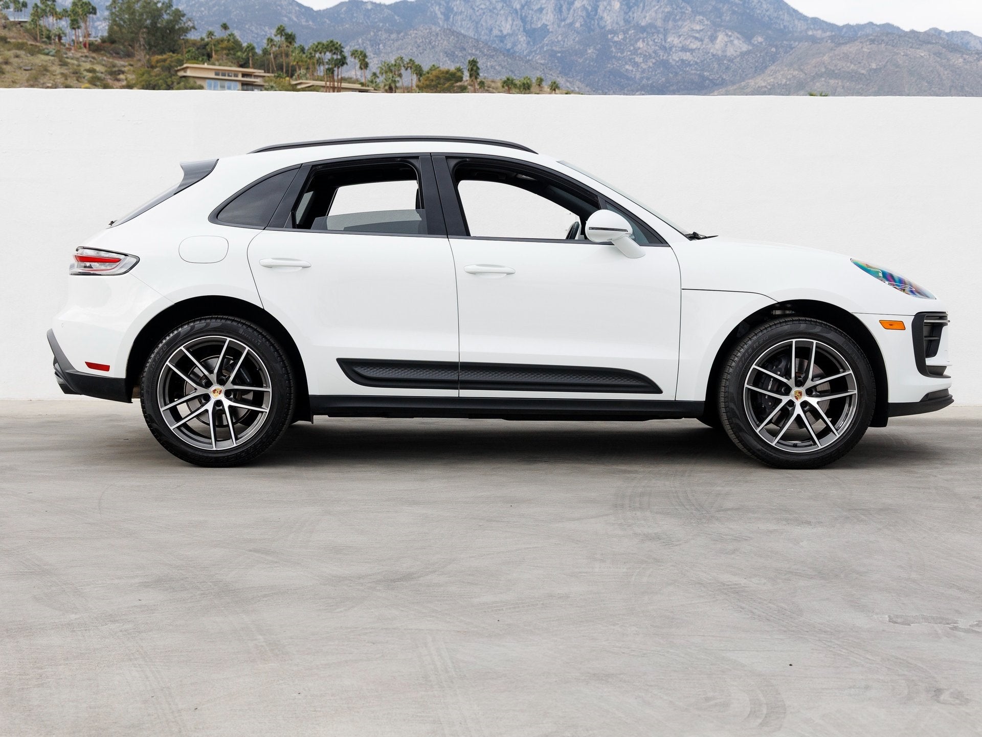 2025 Porsche Macan Macan