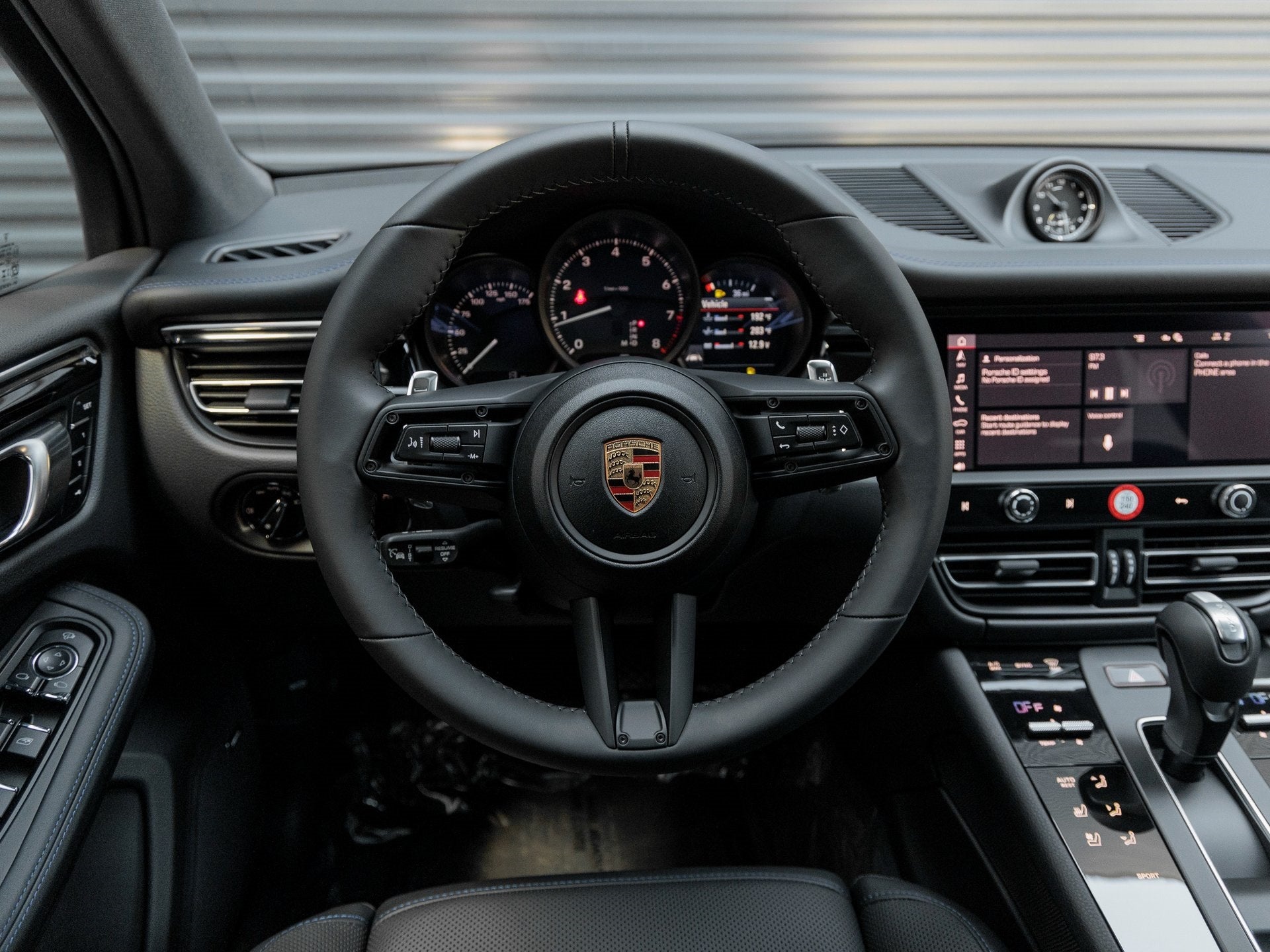 2025 Porsche Macan Macan