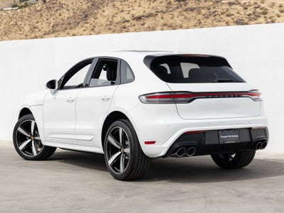 2026 Porsche Macan Base