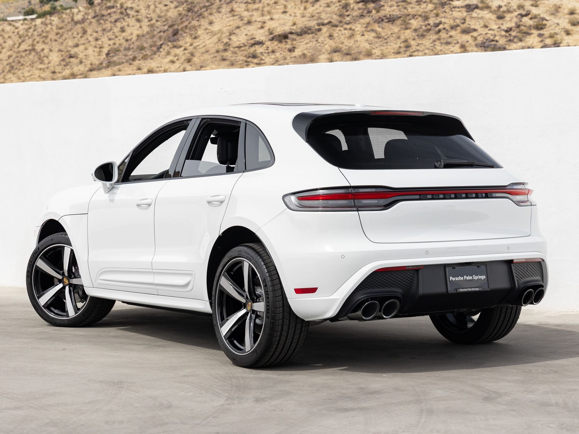 2026 Porsche Macan Base