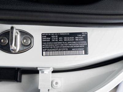 2026 Porsche Macan Base
