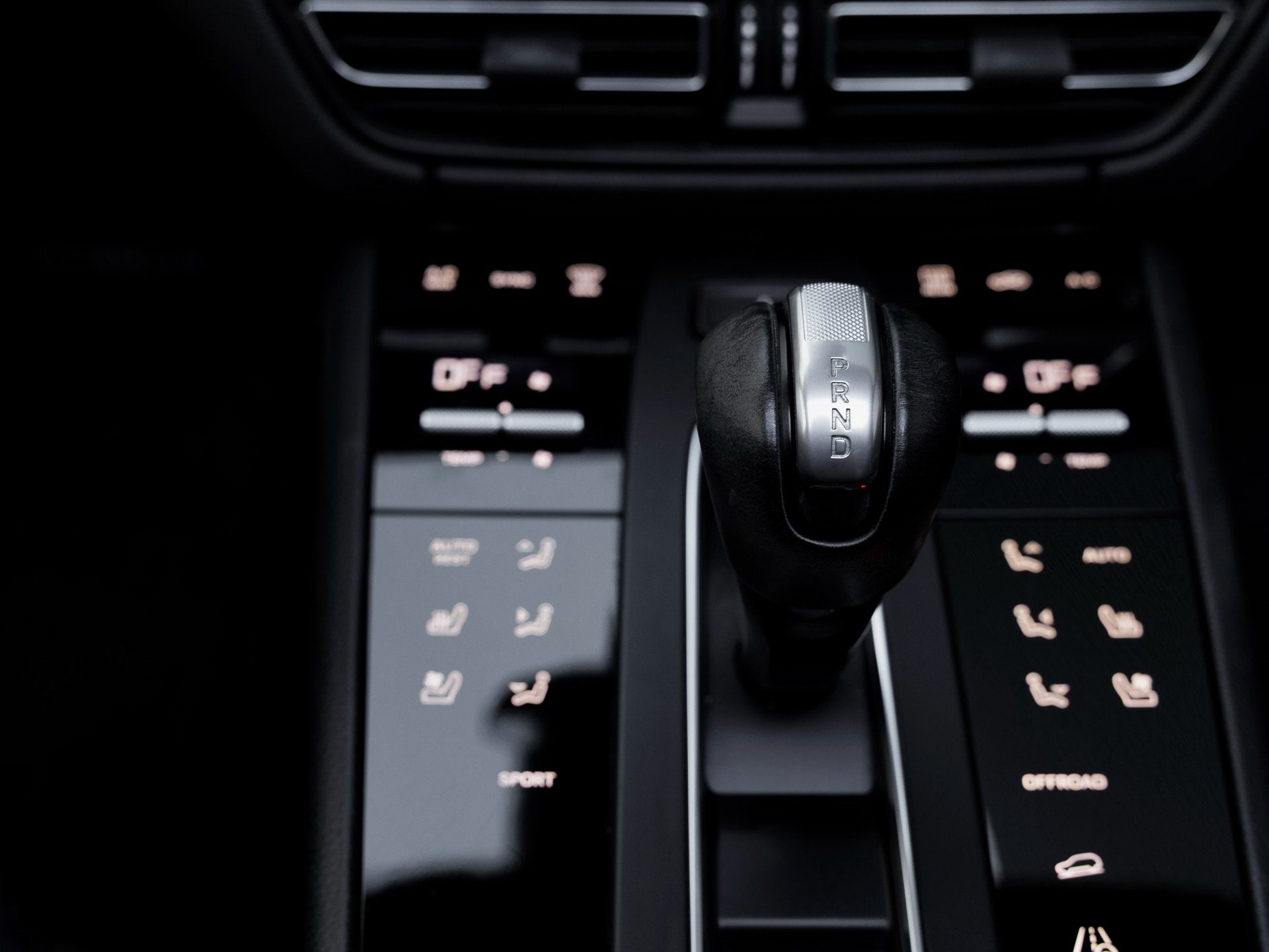 2023 Porsche Macan Macan (MY23)