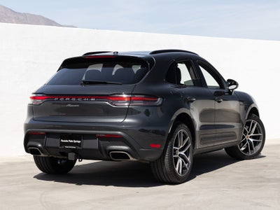 2025 Porsche Macan Base