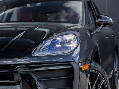 2026 Porsche Macan Macan