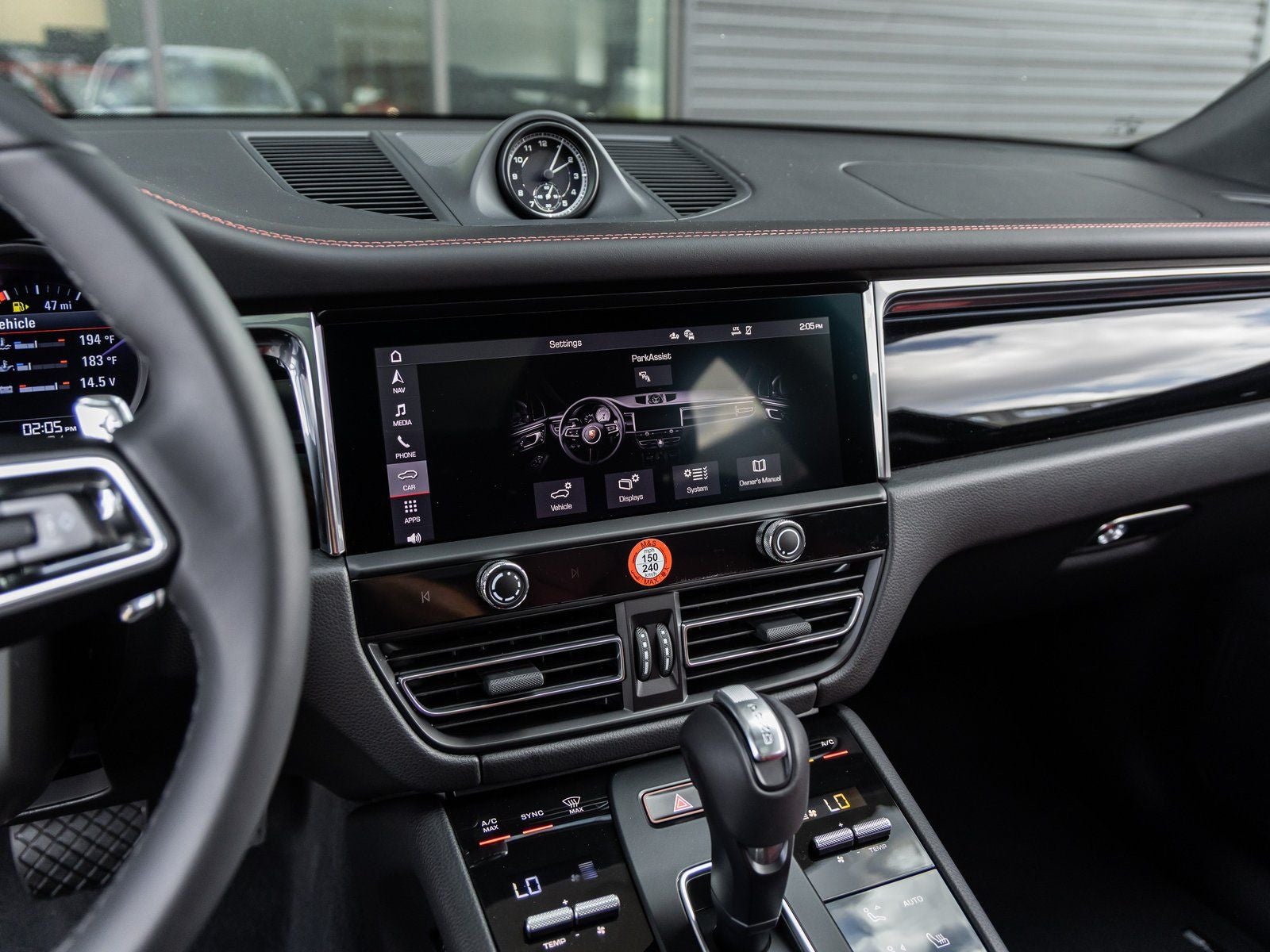 2026 Porsche Macan Macan