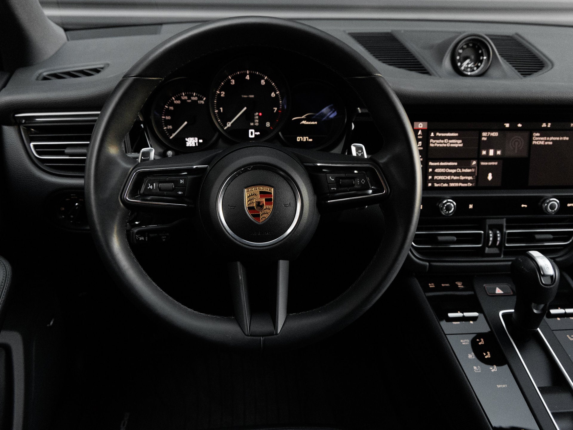 2026 Porsche Macan Macan