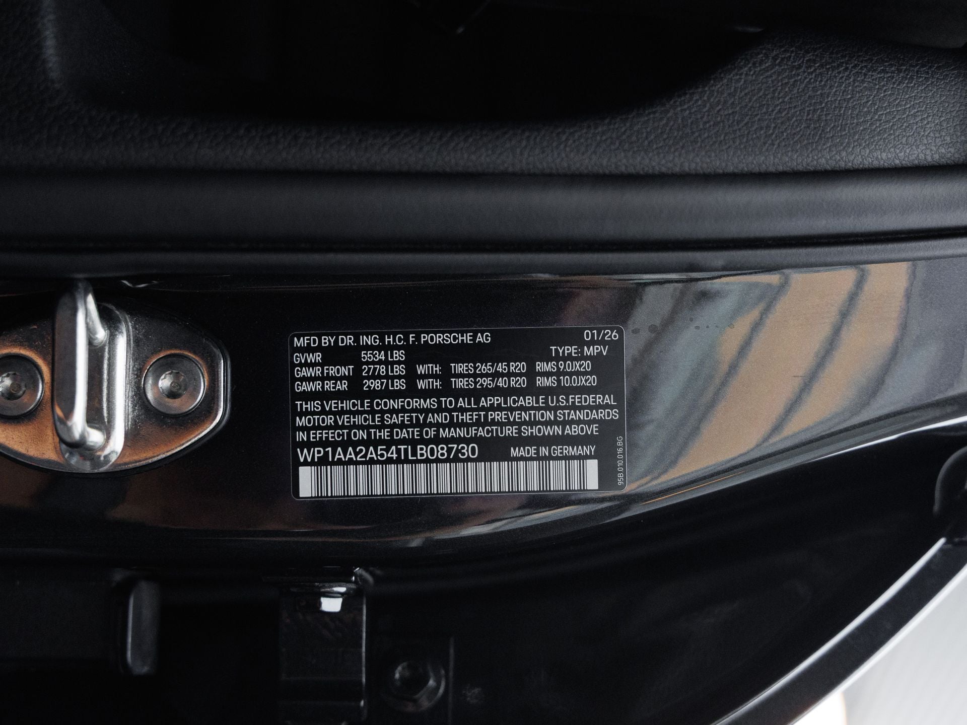 2026 Porsche Macan Macan