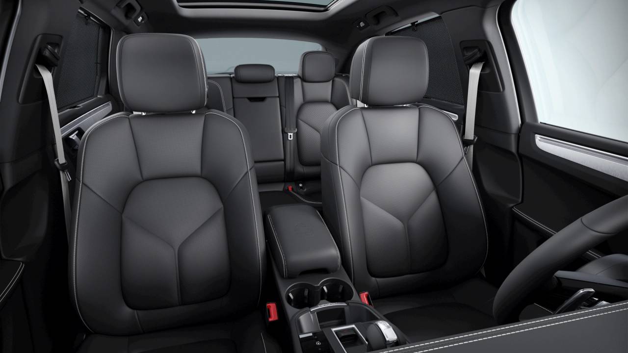 2026 Porsche Macan Base