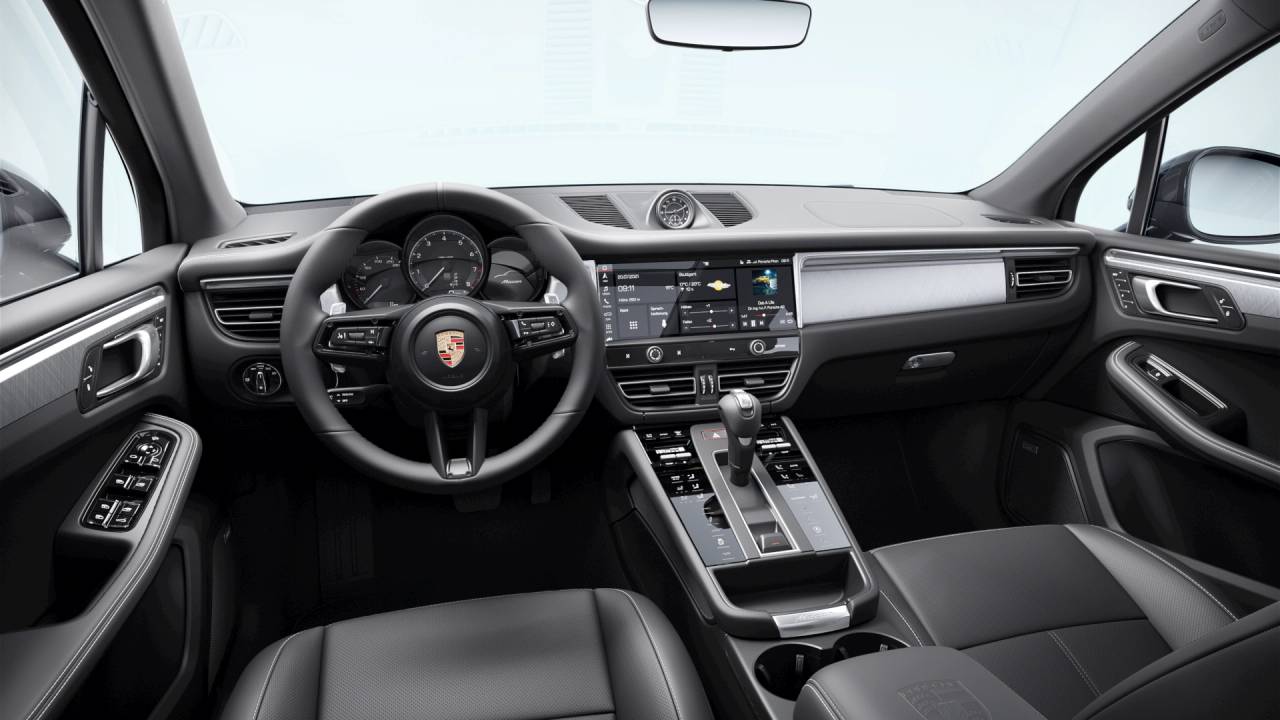 2026 Porsche Macan Base
