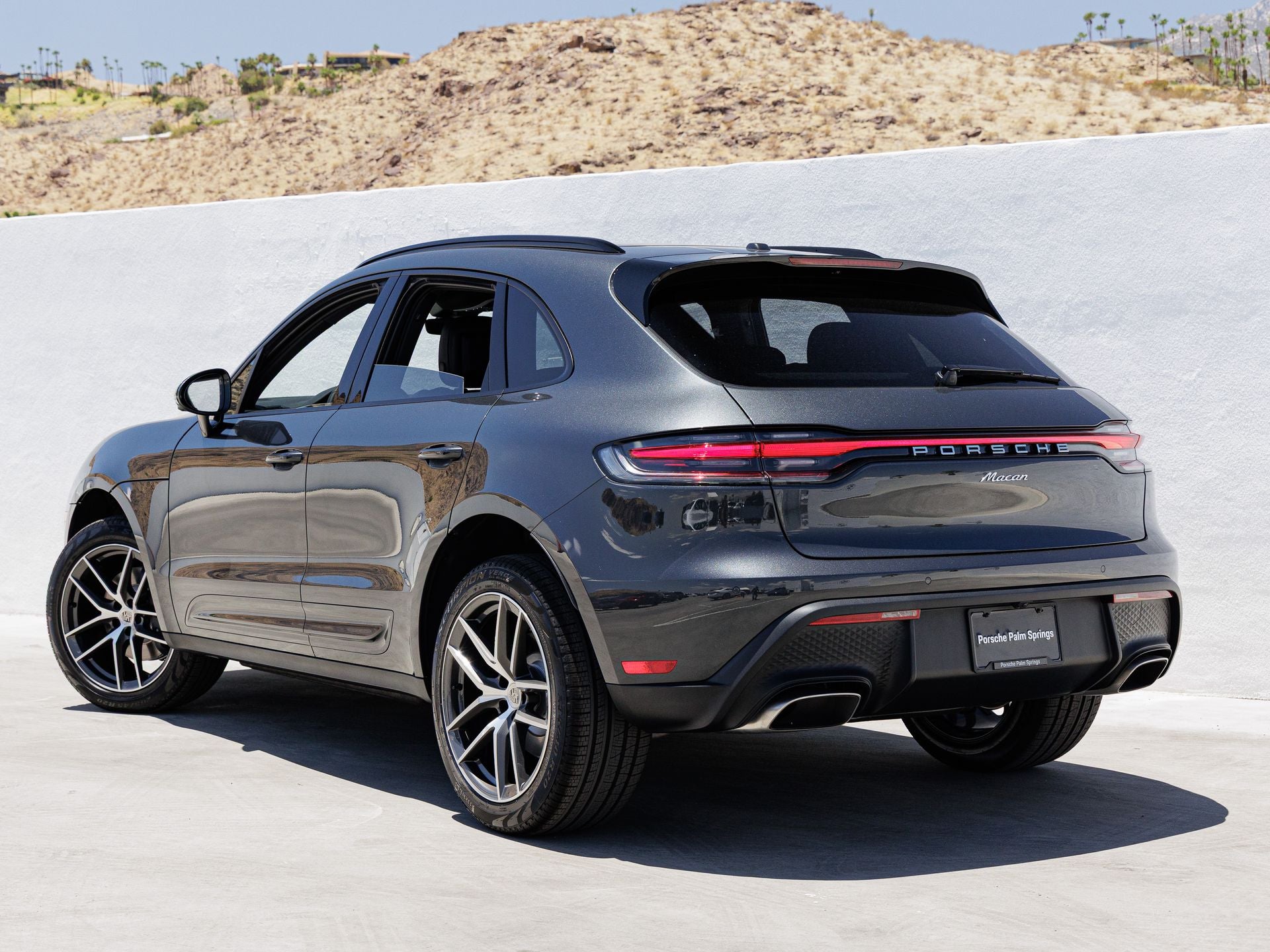 2026 Porsche Macan Macan