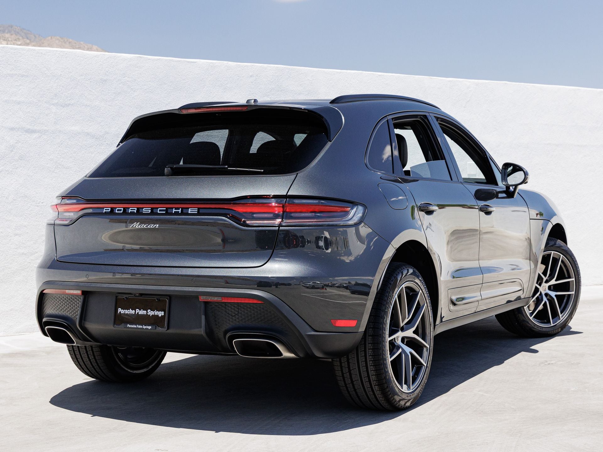 2026 Porsche Macan Macan