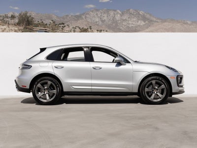 2026 Porsche Macan Macan