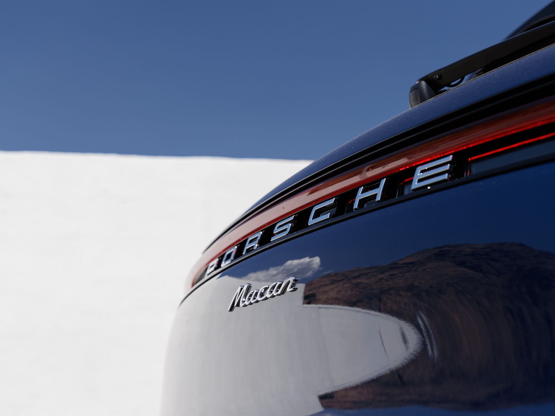 2026 Porsche Macan Macan