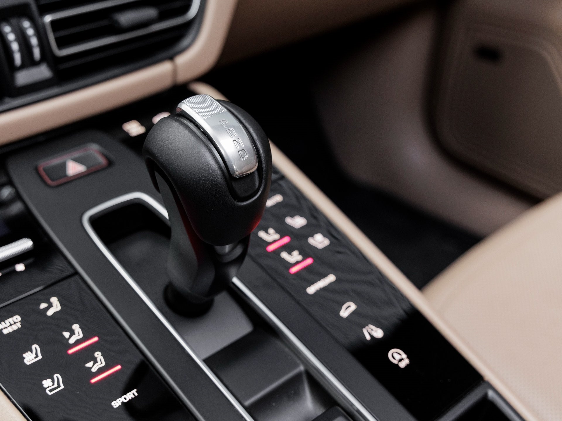 2025 Porsche Macan Macan