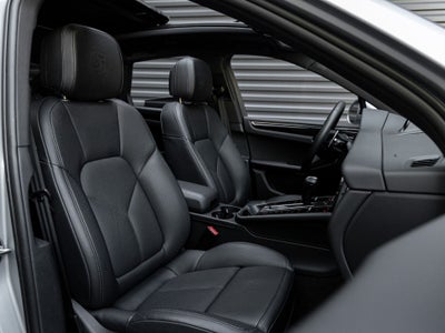 2025 Porsche Macan Macan