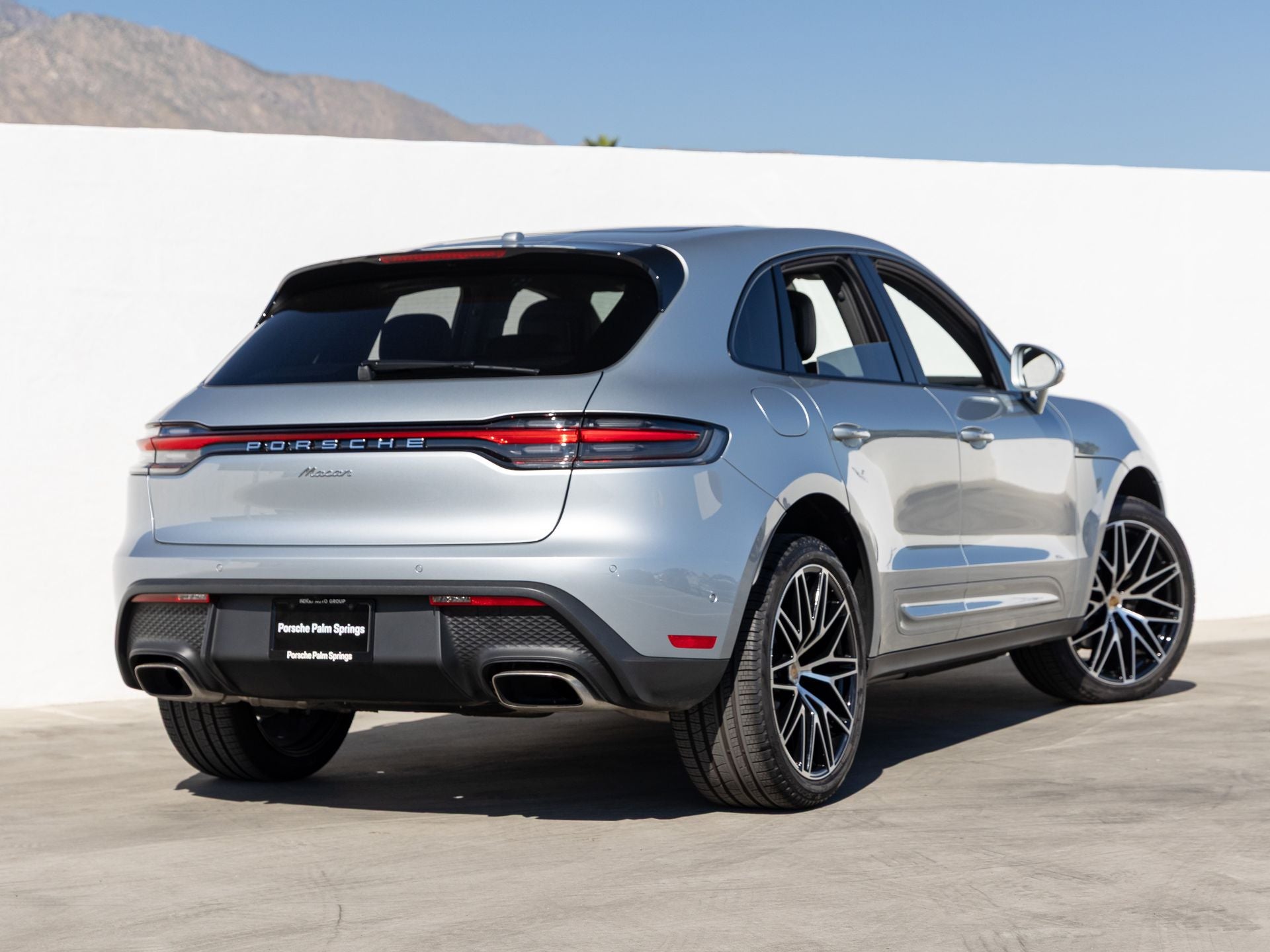 2025 Porsche Macan Macan