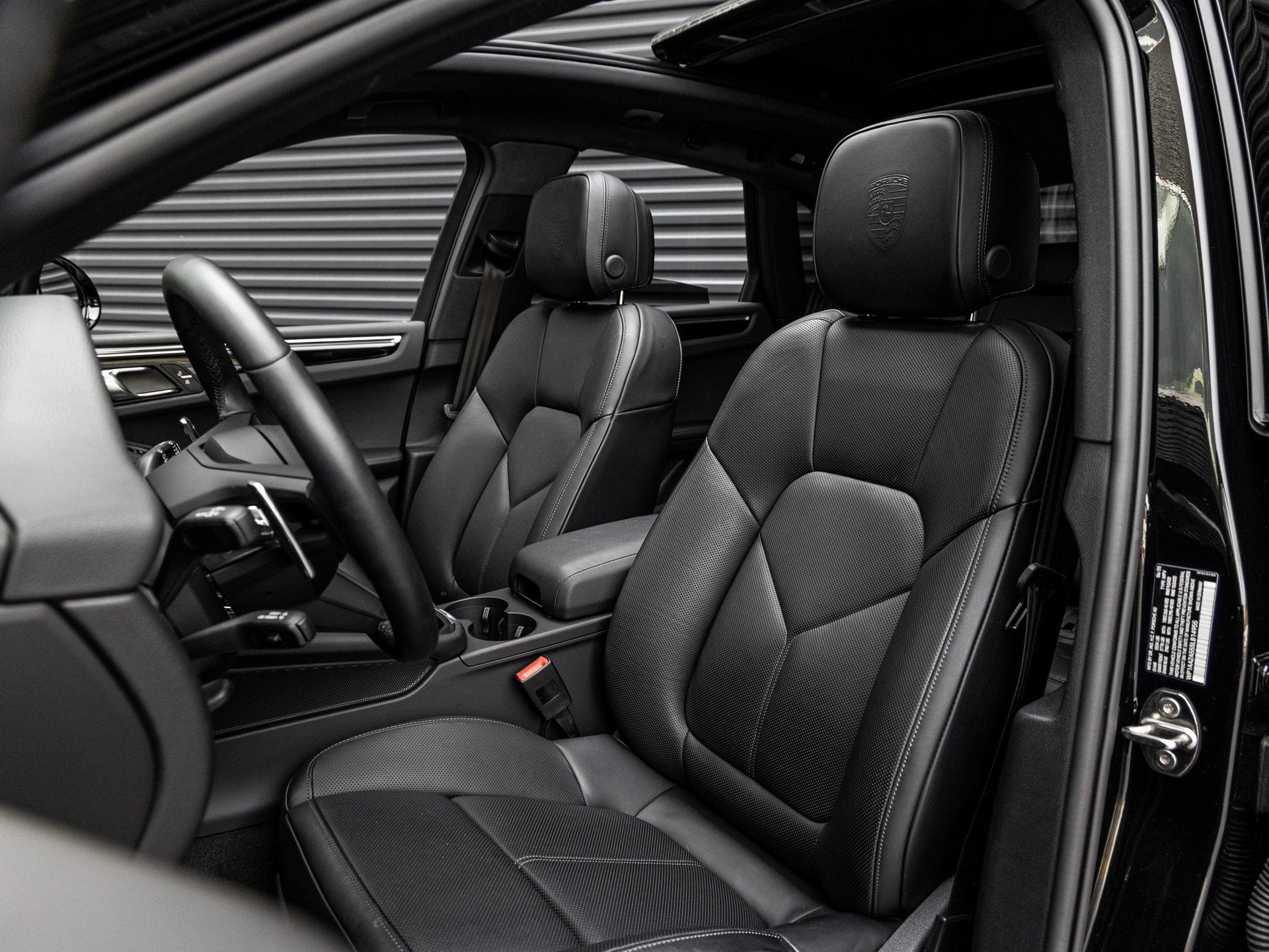 2025 Porsche Macan Macan