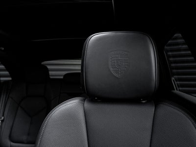 2022 Porsche Macan Base