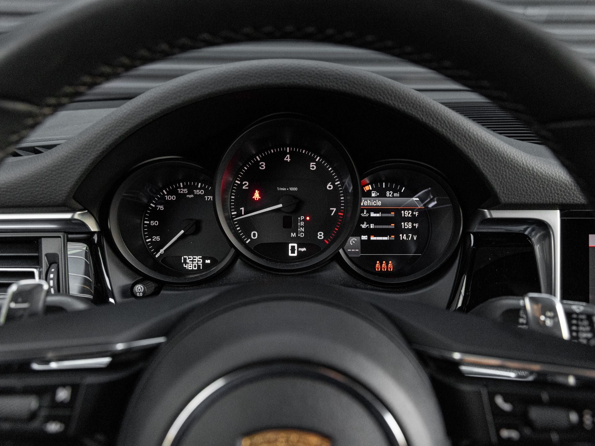 2022 Porsche Macan Base