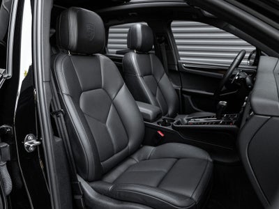 2022 Porsche Macan Base