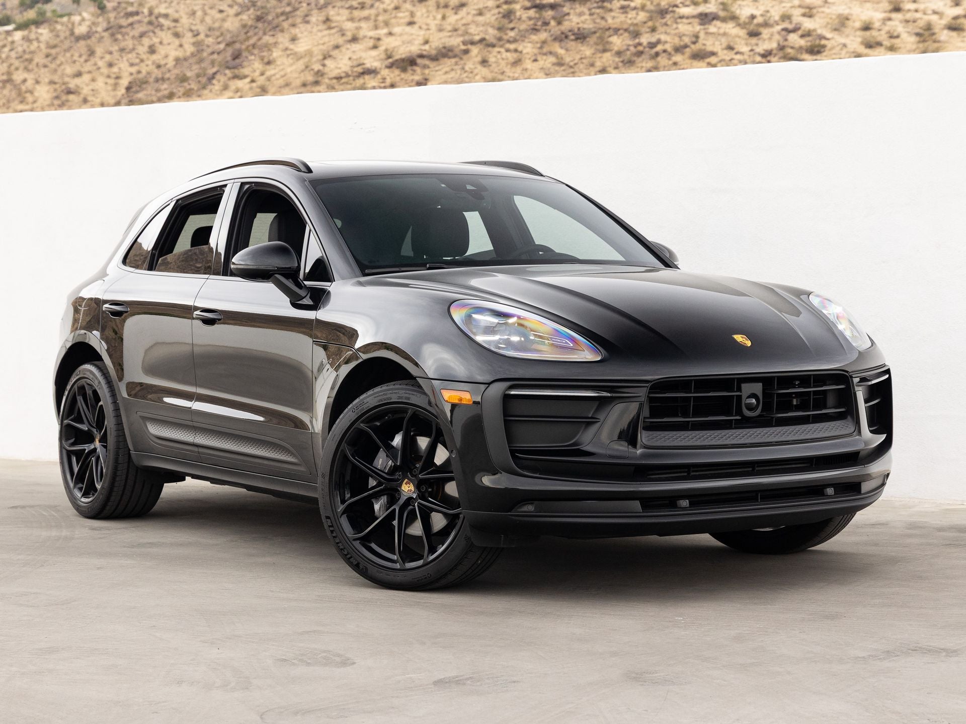 2022 Porsche Macan Base