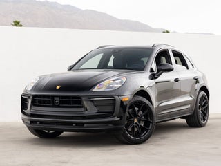 2022 Porsche Macan Macan