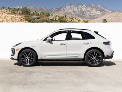 2025 Porsche Macan Base