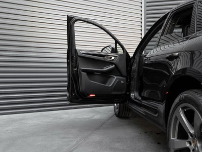 2025 Porsche Macan Macan