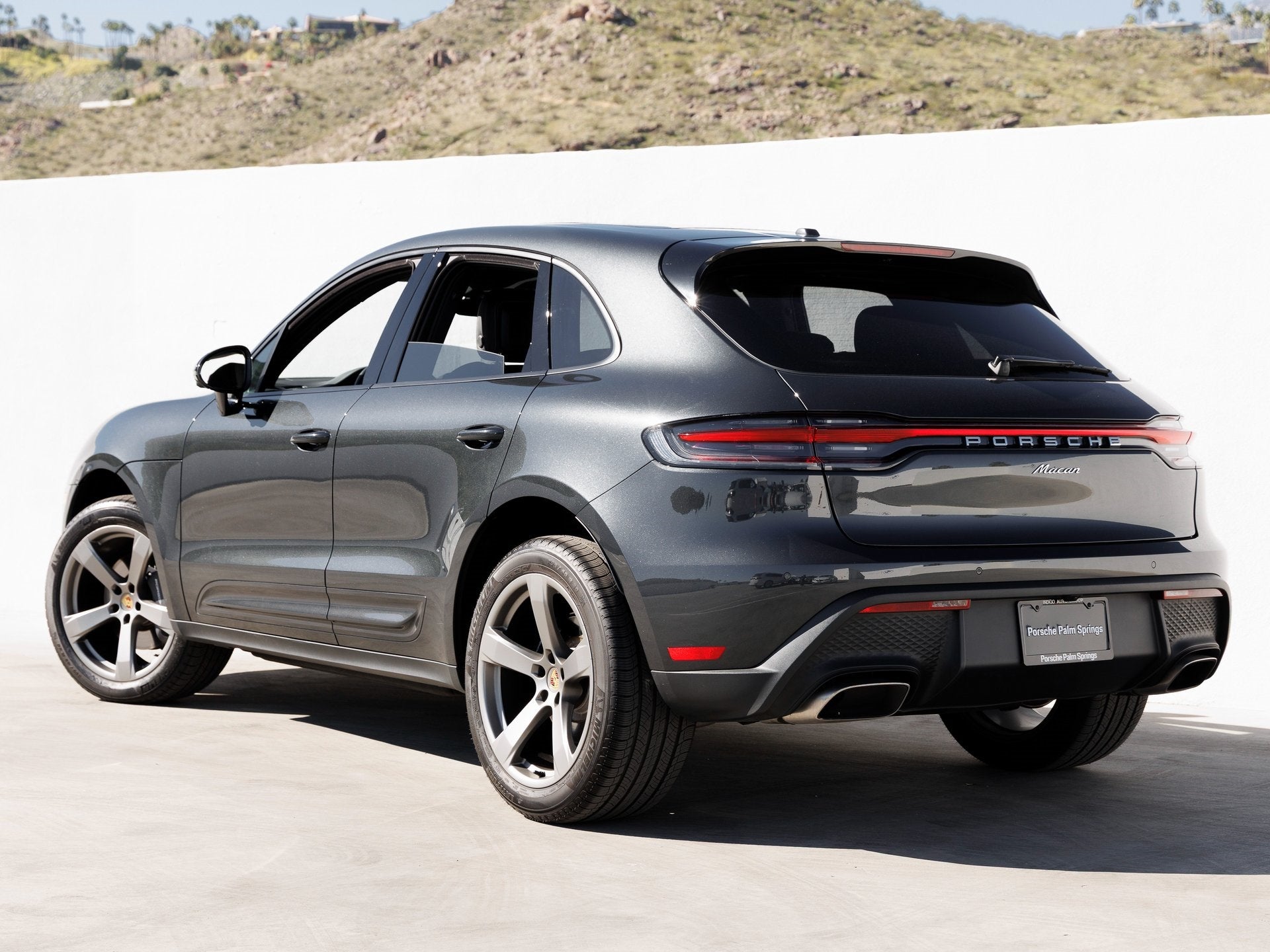 2025 Porsche Macan Macan
