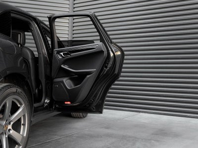 2025 Porsche Macan Macan