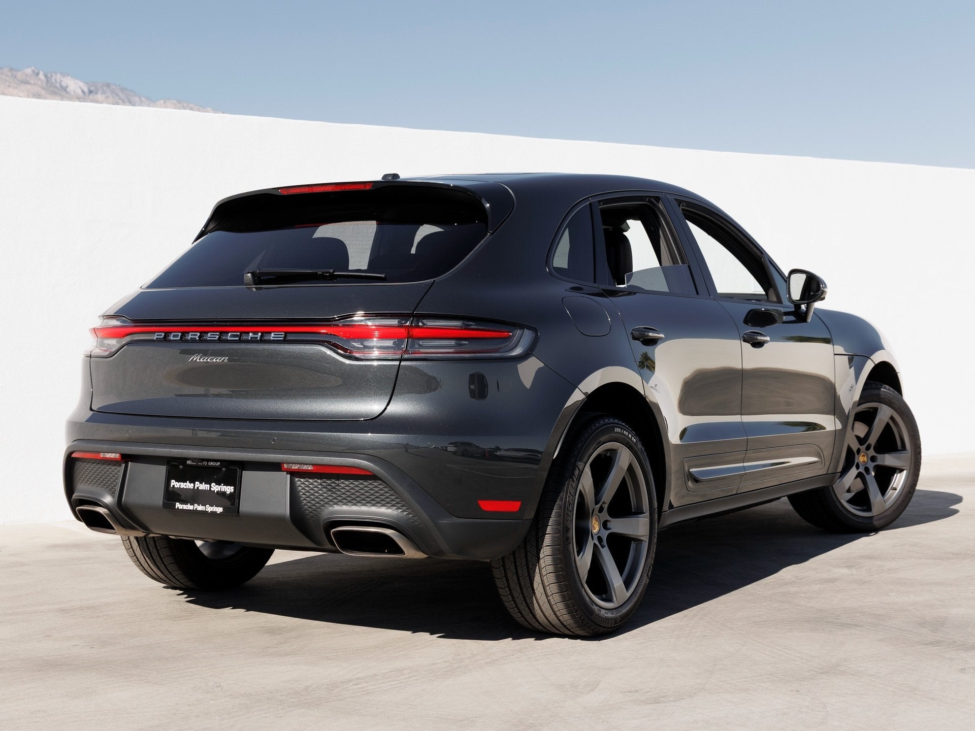 2025 Porsche Macan Macan