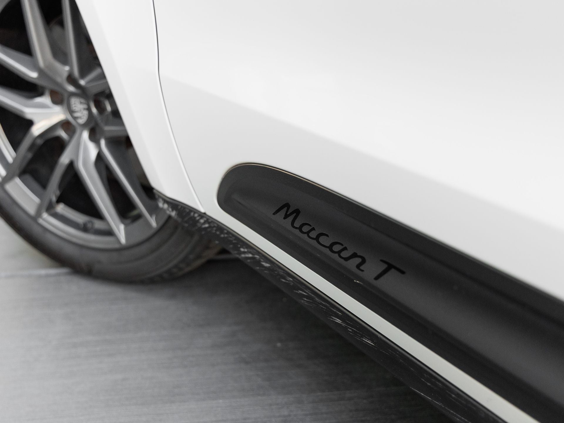 2025 Porsche Macan Macan T