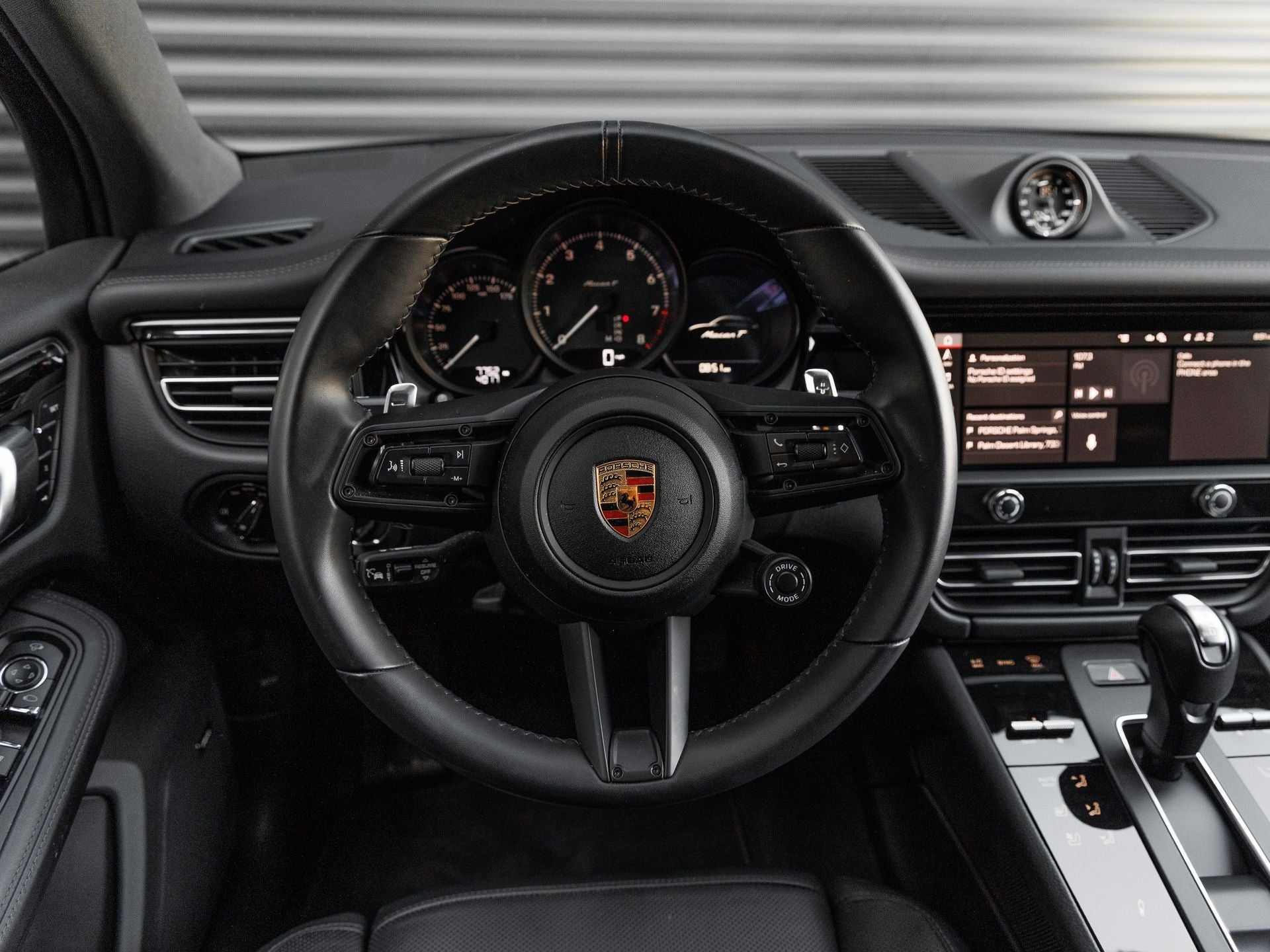 2025 Porsche Macan Macan T