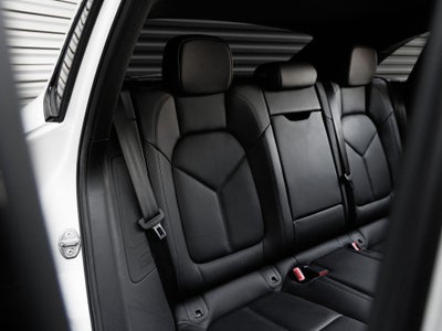 2025 Porsche Macan Macan T