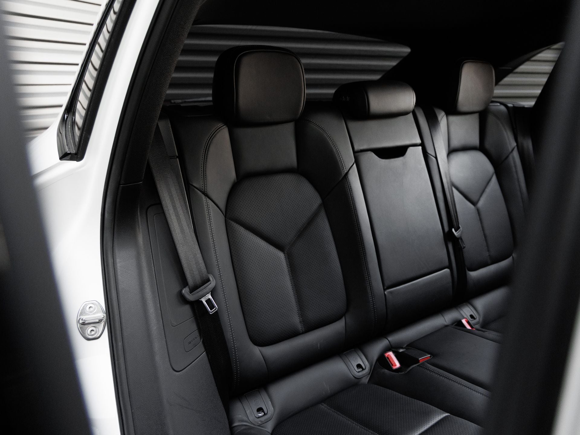 2025 Porsche Macan Macan T