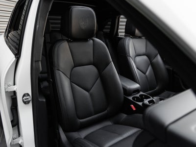 2025 Porsche Macan Macan T