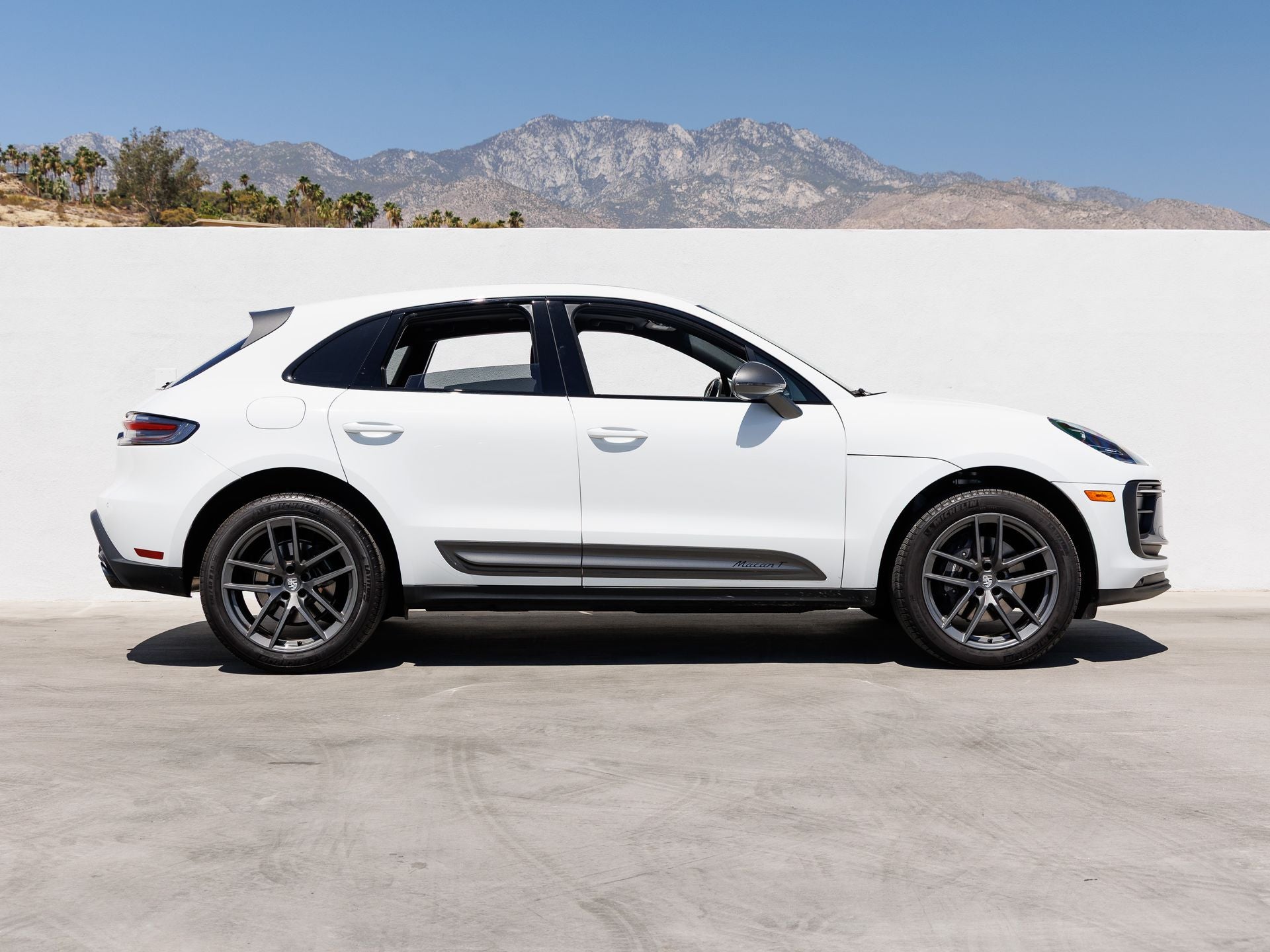 2025 Porsche Macan Macan T