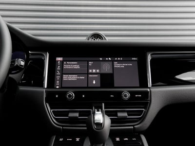 2026 Porsche Macan Macan T