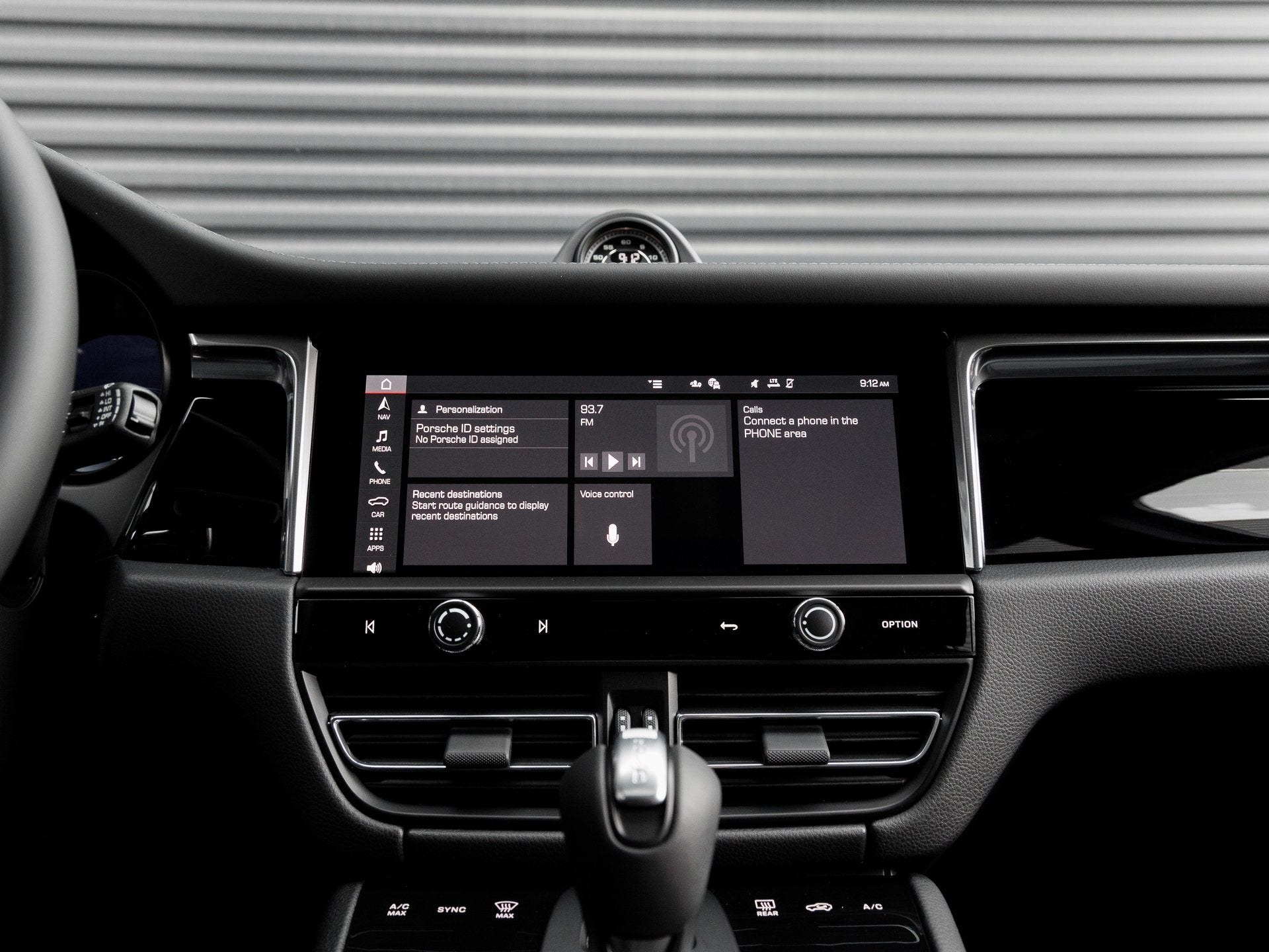 2026 Porsche Macan Macan T